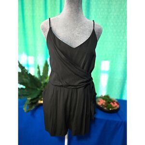 One Clothing LA Black Surplice Wrap Romper Size L NWT